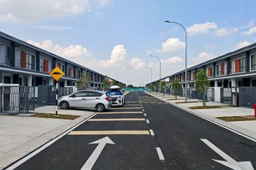 Casira 3 @ Bandar Bukit Raja