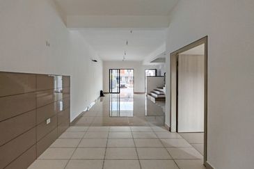 Casira 3 @ Bandar Bukit Raja