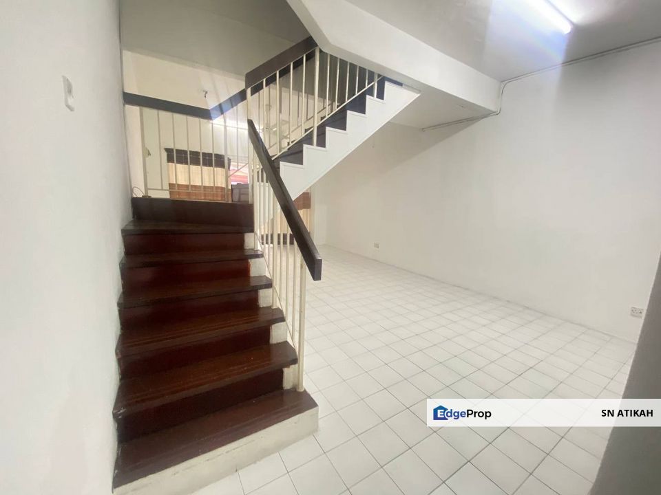 Taman Sri Gombak Fasa 10, Gombak 2 Storey Terrace , Selangor, Batu Caves 