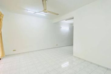 Taman Dahlia, Sepang