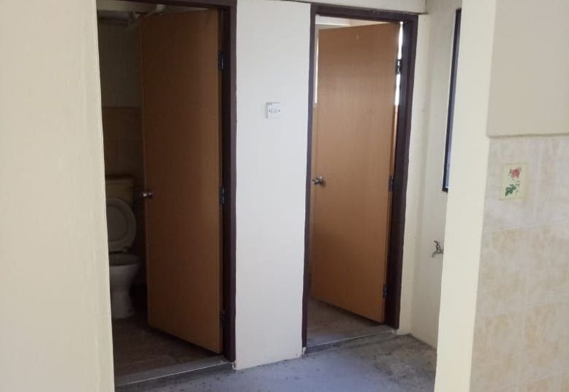 Rumah Pangsa Impian, Bandar Saujana Putra