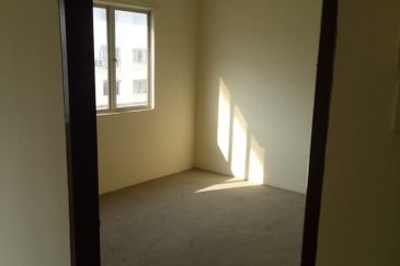 Rumah Pangsa Impian, Bandar Saujana Putra