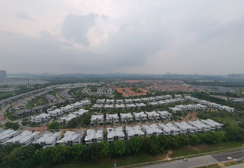 LakeFront Residence Cyberjaya