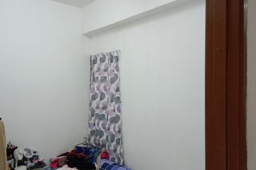 [MURAH] Pusat Hentian Kajang Shop Apartment For Sale