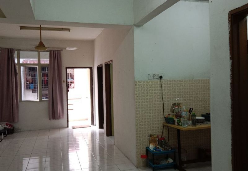 [MURAH] Pusat Hentian Kajang Shop Apartment For Sale