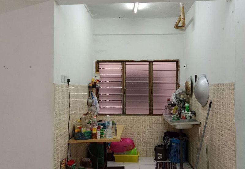 [MURAH] Pusat Hentian Kajang Shop Apartment For Sale