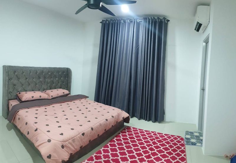 Persiaran Puncak Alam 1 