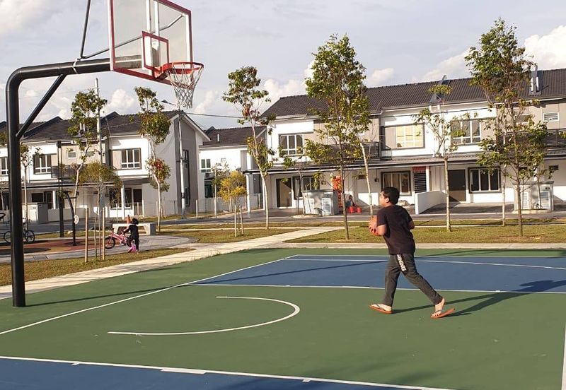 Persiaran Puncak Alam 1 