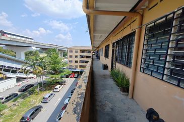 Subang Perdana Goodyear Court 2