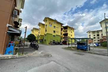 Pinewood Court, Bandar Tasik Puteri