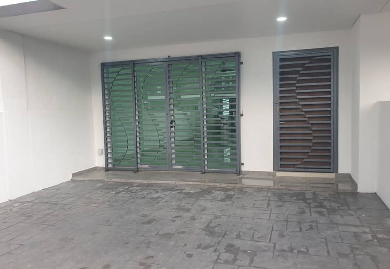 Serenia Adiva @ Serenia City