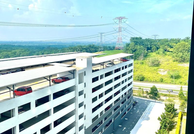 Tangerine Suites @ Sunsuria City