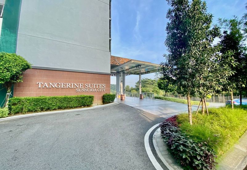 Tangerine Suites @ Sunsuria City