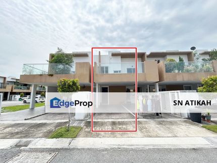 [UPPER UNIT] Townhouse @ Casa Bluebell, Cybersouth For Sale, Selangor, Dengkil