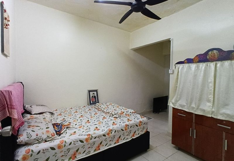 Taman Dato Hormat, Telok Panglima Garang