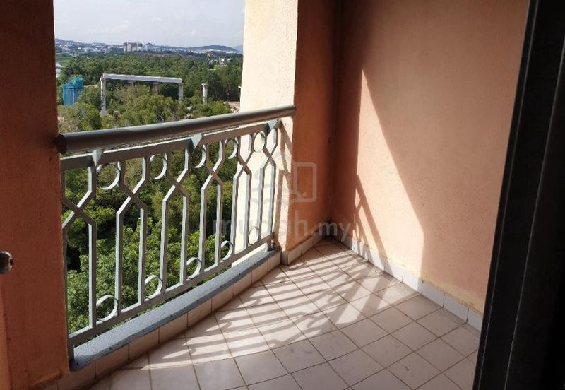 Brunsfield Service Apartment