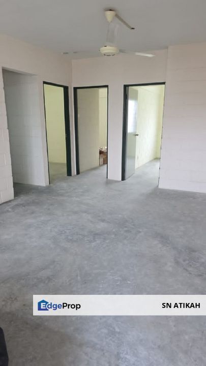 [END UNIT] Pangsapuri Teratai, Taman Bukit Subang U16, Selangor, Bukit Subang