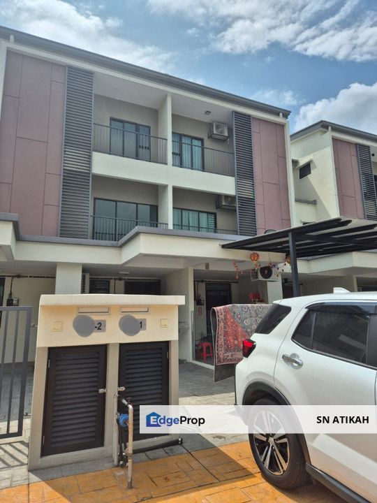 [Fully Furnished] Lower Unit Elegan Residensi  1.5-storey townhouse Taman Putra Perdana  Puchong @ JE2 For Rent, Selangor, Puchong