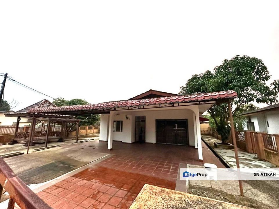 [BERDEPAN PADANG] Single Storey Bungalow Taman Desa Kaloi, Ulu Yam Baru For Sale, Selangor, Batang Kali