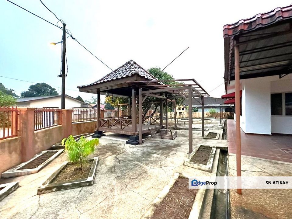 [BERDEPAN PADANG] Single Storey Bungalow Taman Desa Kaloi, Ulu Yam Baru For Sale, Selangor, Batang Kali