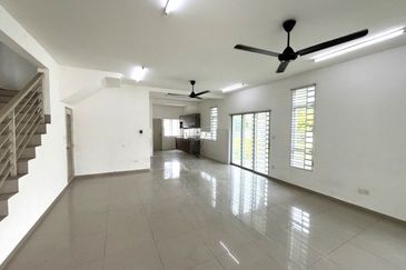 Kota Puteri, Batu Arang