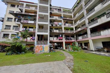 Pangsapuri Melati, Taman Bukit Subang