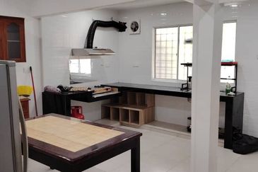 1.5 STOREY TERRACE, TAMAN IBUKOTA SETAPAK