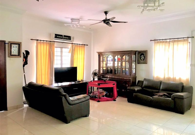 Pusat Bandar Putra Permai