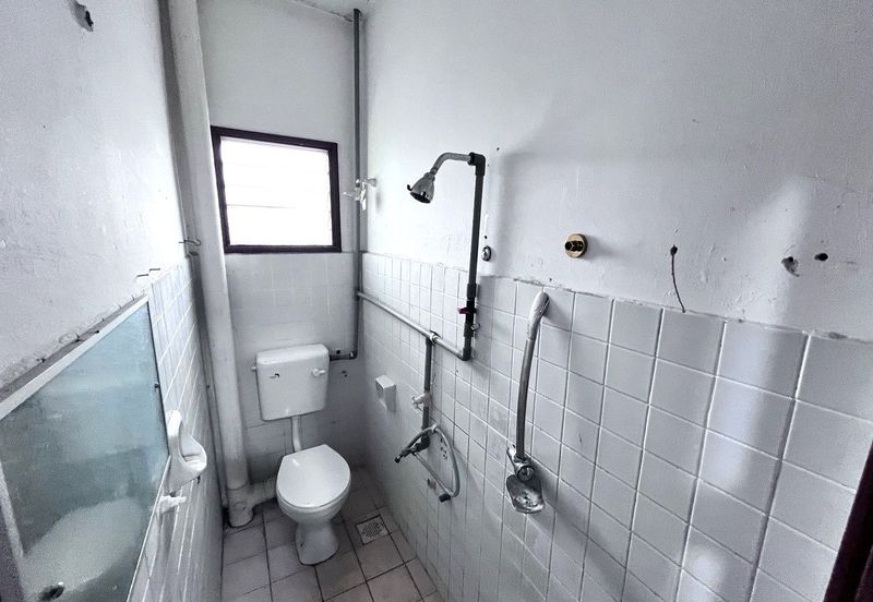 [RENOVATED & FULLY EXTENDED] 2 Storey Terrace End Lot Bakawali, Bukit Sentosa 3 Rawang