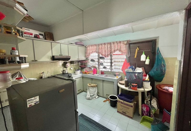 (FACING OPEN) 2- STOREY SS19 SUBANG JAYA