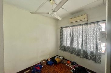 (FACING OPEN) 2- STOREY SS19 SUBANG JAYA