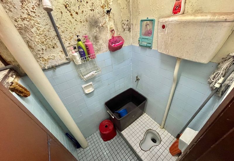 (FACING OPEN) 2- STOREY SS19 SUBANG JAYA