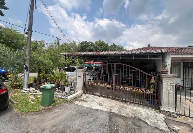 (CORNET LOT) 1 STOREY - JALAN SEROJA BUKIT SENTOSA RAWANG