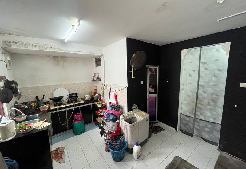 (CORNET LOT) 1 STOREY - JALAN SEROJA BUKIT SENTOSA RAWANG