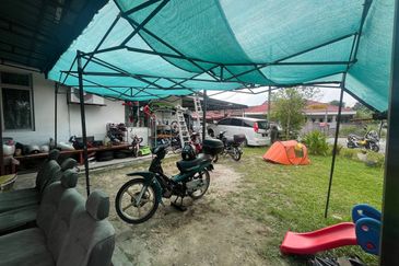 (CORNET LOT) 1 STOREY - JALAN SEROJA BUKIT SENTOSA RAWANG