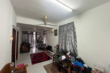 (CORNET LOT) 1 STOREY - JALAN SEROJA BUKIT SENTOSA RAWANG