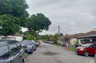 RUMAH TERES 1 TINGKAT | Bandar Mahkota Banting House For Sale