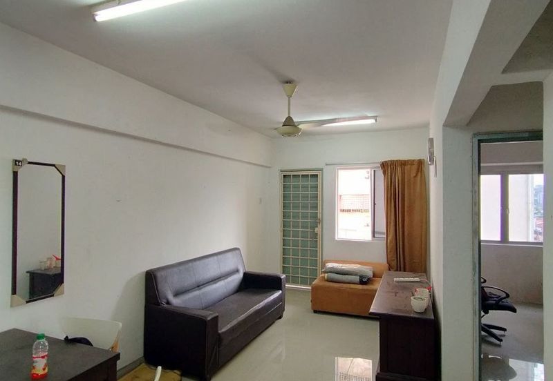 Saujana Ria Apartment