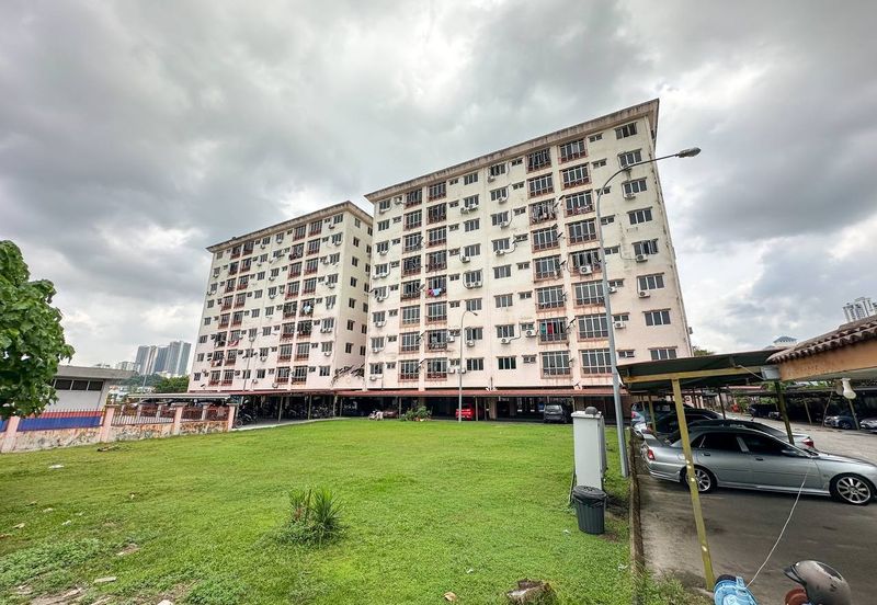 Pangsapuri Seri Siantan