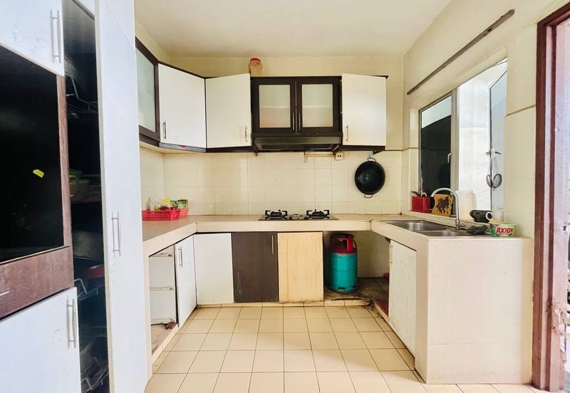 Taman Saujana Puchong