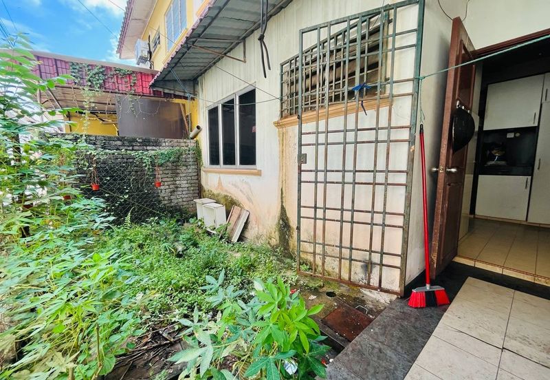 Taman Saujana Puchong