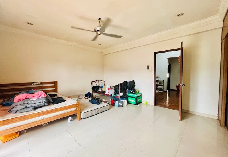 Taman Saujana Puchong