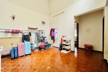 Taman Saujana Puchong