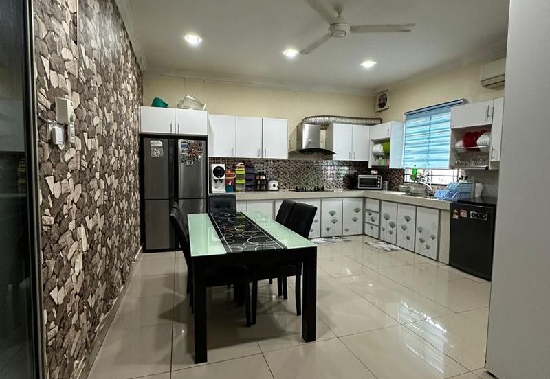 La Cottage Taman Putra Perdana