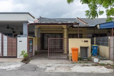 Taman Dato Hormat, Telok Panglima Garang