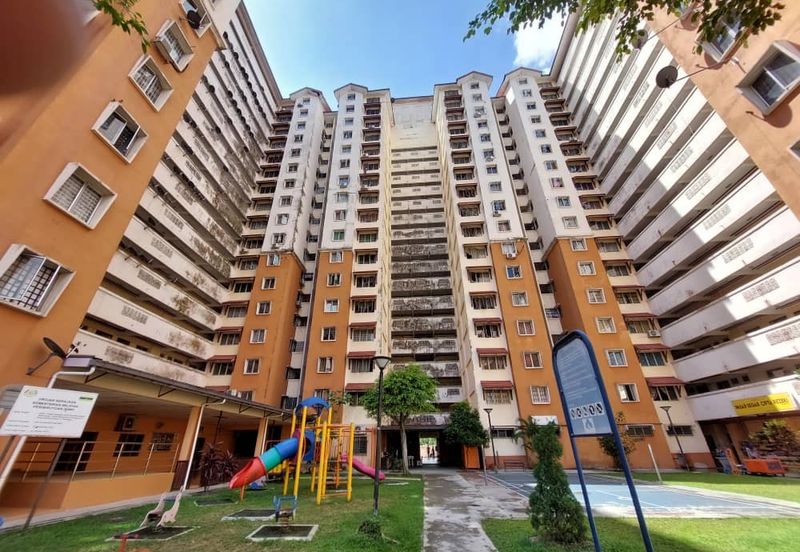 Pangsapuri Putra Damai