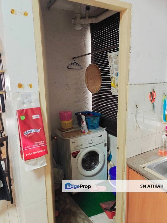 [PARTIAL FURNISHED] Magnaville Condominium, Selayang , Selangor, Selayang