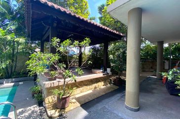 Changkat Kiara Surya