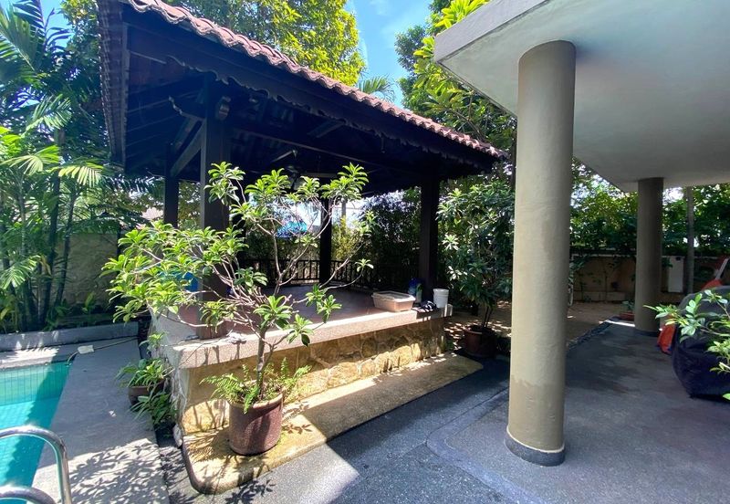 Changkat Kiara Surya