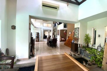 Changkat Kiara Surya